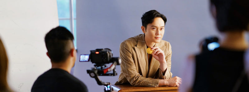 恆香月餅首度邀請魅力暖男張智霖擔任代言人